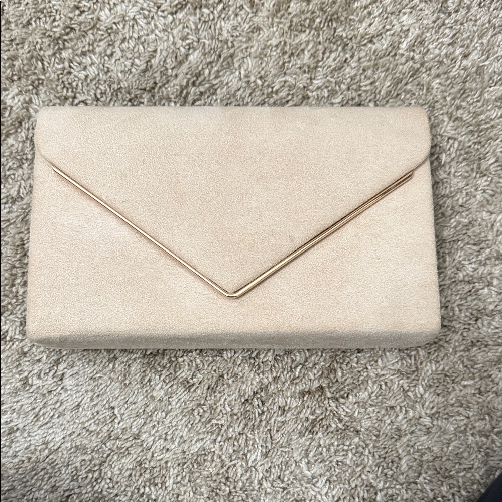 Elegant Cream Clutch